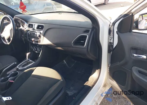 2012 Chrysler 200 Touring из США, поврежденный, VIN 1C3CCBBBXCN160297